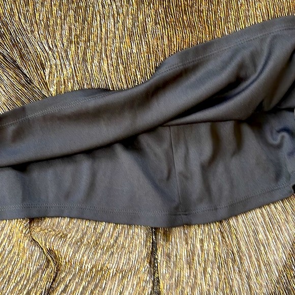 Muse Black and Gold Metallic Cross Knot Sleeveless Dress, Fully Lined, Size 2 - Picture 10 of 16